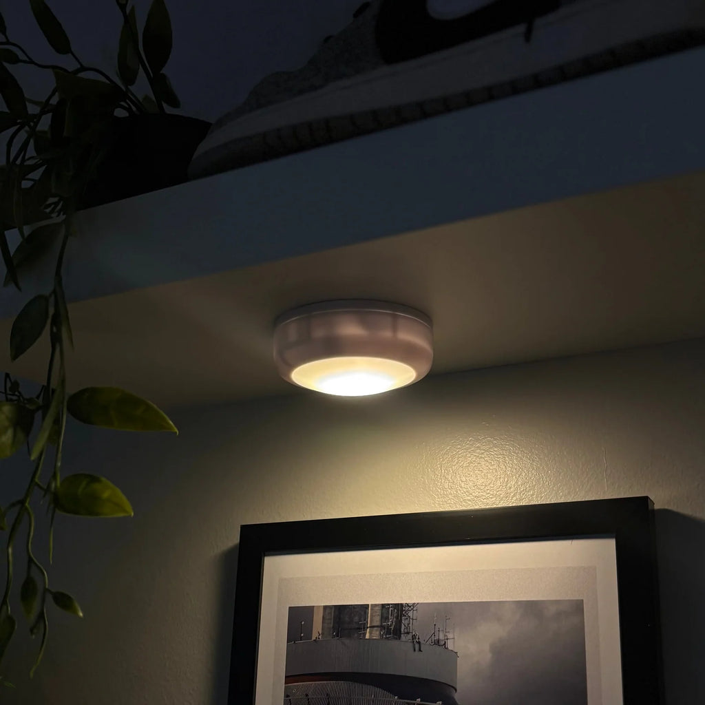 Rooming Puck Lights